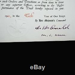 Queen Elizabeth II Signed Document Appointment The Crown Dowton Abbey Autograph