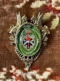 Victorian Heraldic Griffin Crown Coat Of Arms Essex Britain Crystal Pin Brooch