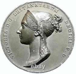 1838 Grande-bretagne Queen Victoria Coronation Antique Médaille D'argent Couronnée I97067
