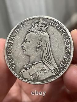 1889 Grande Britaine Royaume-uni Reine Victoria St George Cheval Argent Crown Pièce Libre Sh