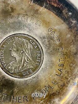 Grande-bretagne Reine Victoria 1900 Argent Demi-crown Coin Dish- In Memoriam-marks