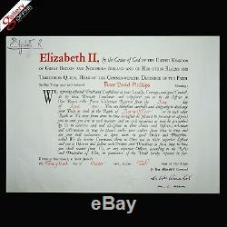 La Reine Elizabeth II A Signé Nomination De Document The Crown Dowton Abbey Autograph
