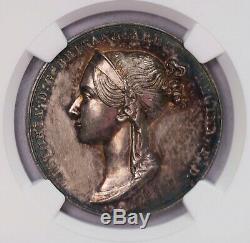 Ngc-uncd 1838 Grande-bretagne Reine Victoria Médaille Du Couronnement D'argent